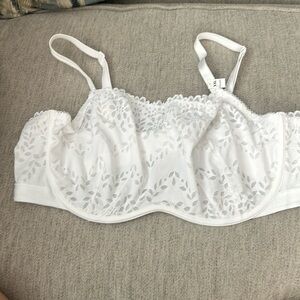 Victoria’s Secret pink bra size XXL